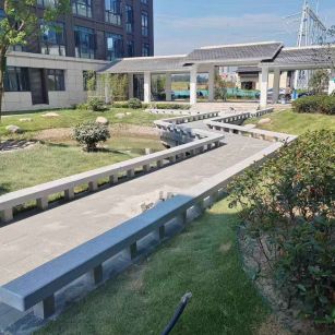 合肥 芝麻灰小区坐凳&栏杆安装效果