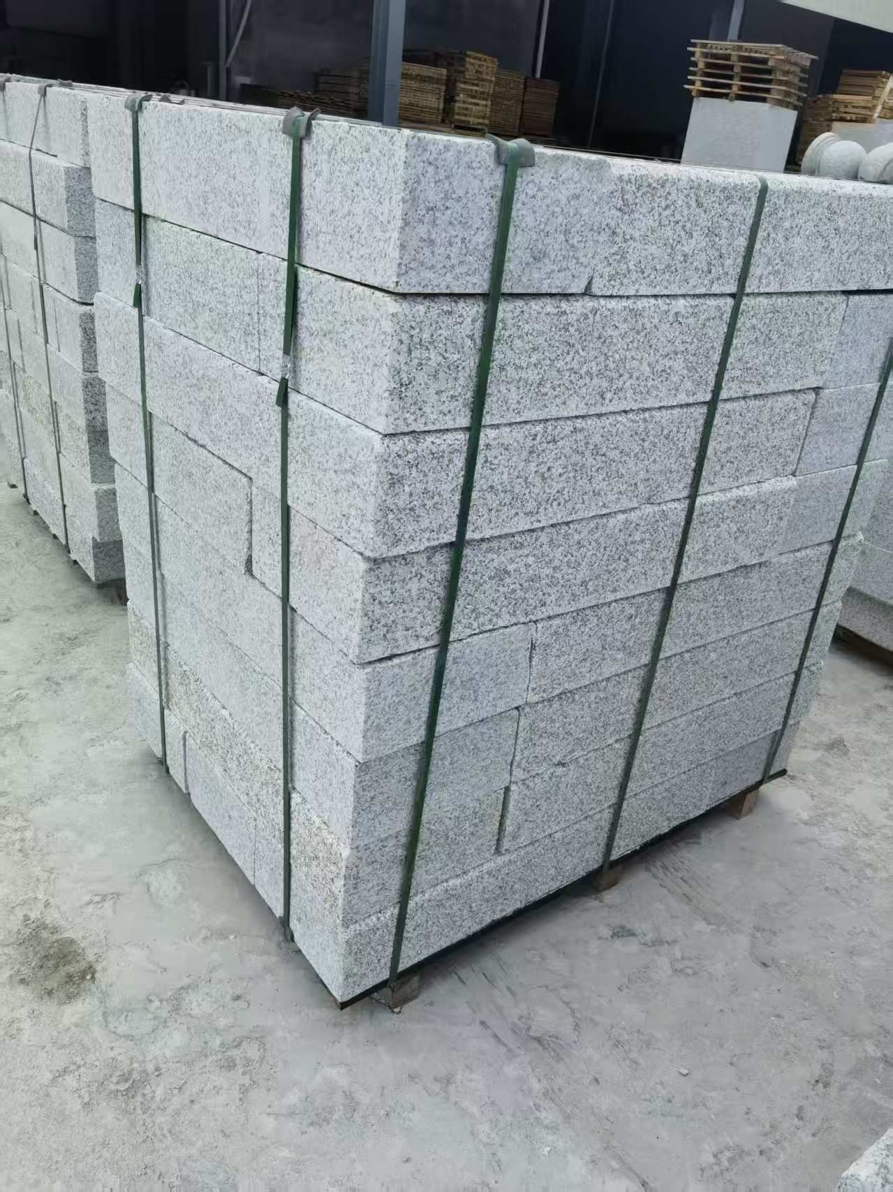 合肥 芙蓉白火烧两面路沿石