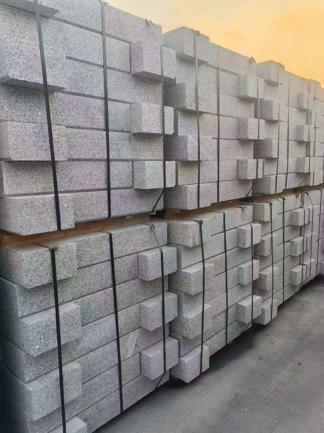 合肥 芝麻白路沿石