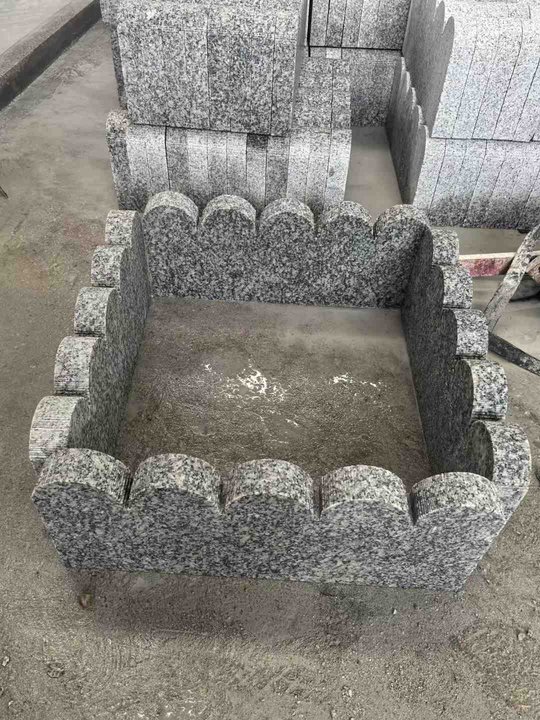 合肥 花边石、花坛围栏石、花池界石、菜园栅栏石、镶边石、波浪状界石介绍