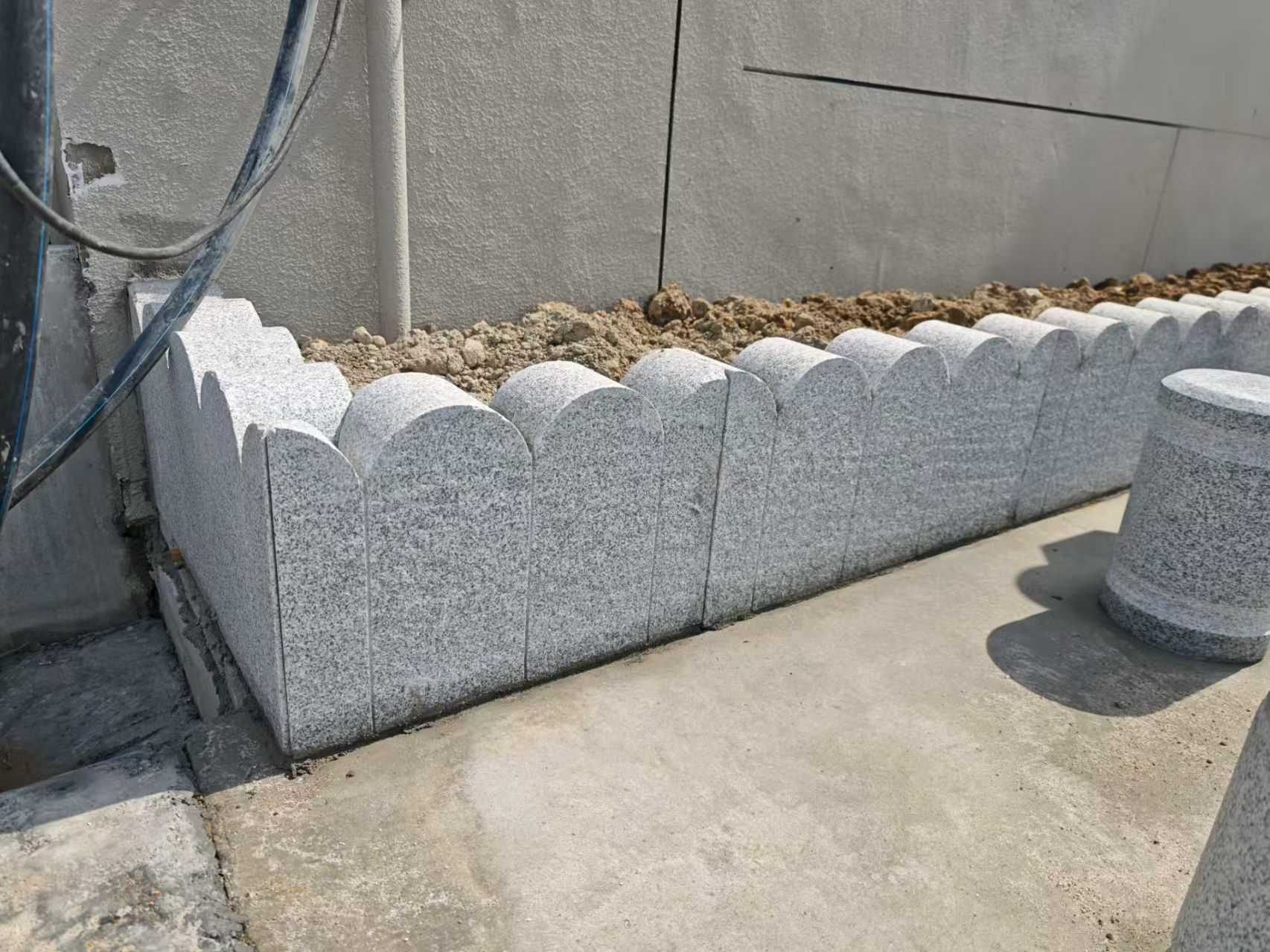 合肥 芝麻白花岗岩花边石铺装效果图